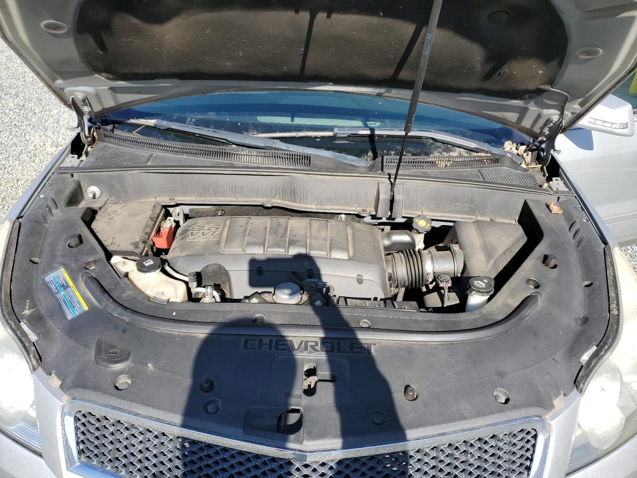 2010 Chevrolet Traverse - Image 12