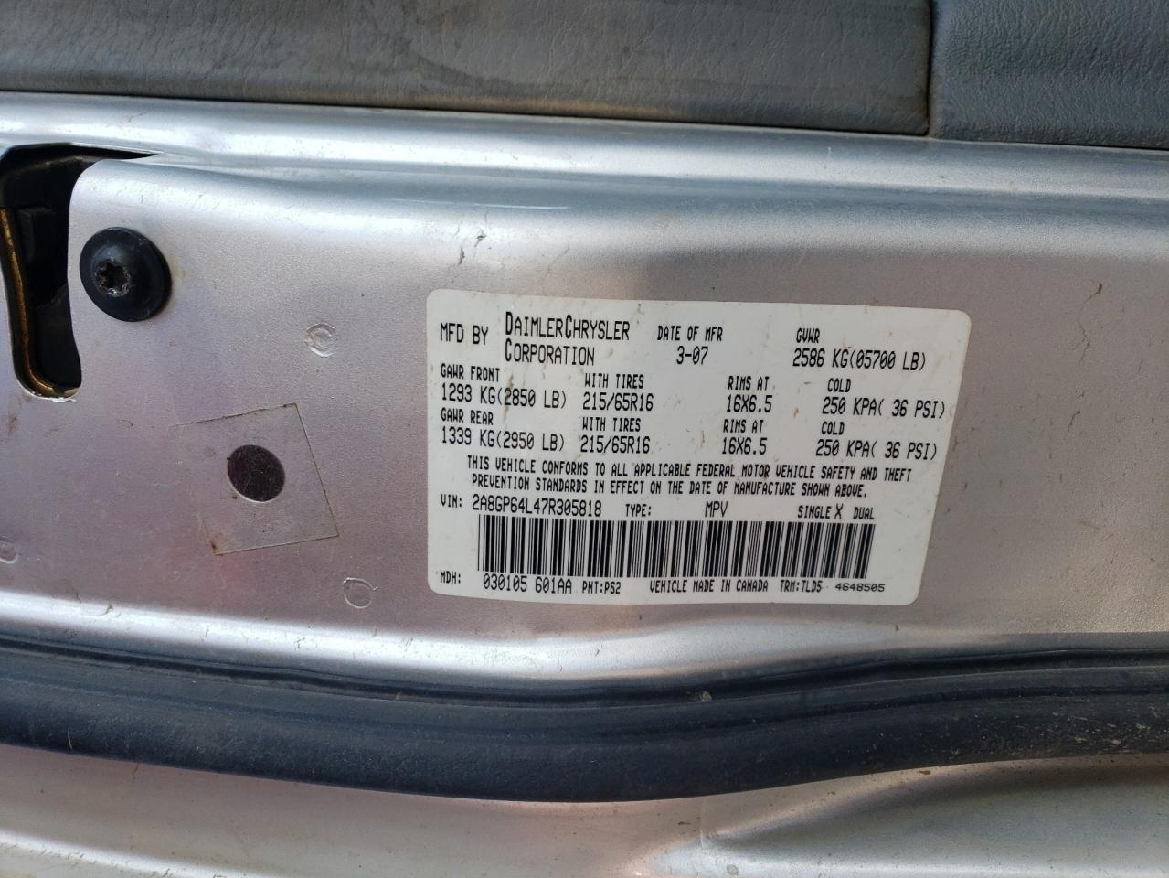 2007 Chrysler Town & Country - Image 13