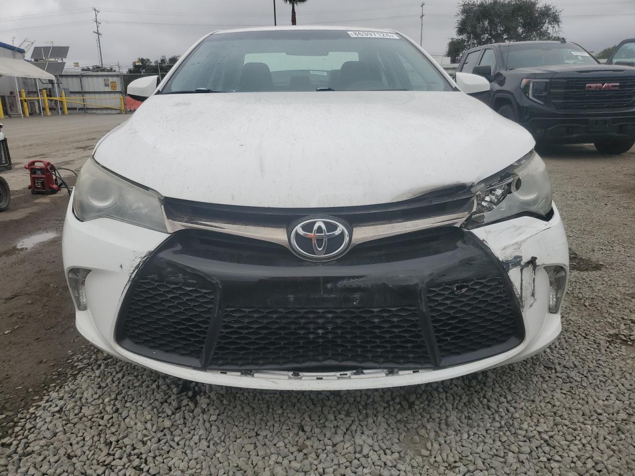 2015 Toyota Camry - Image 5