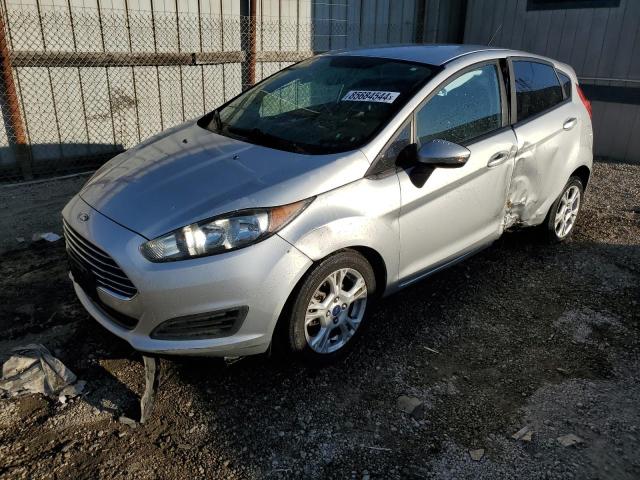  FORD FIESTA 2015 Сріблястий