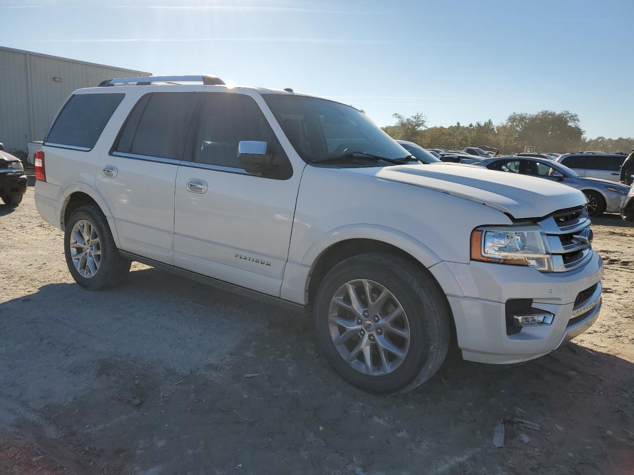 2016 Ford Expedition - Image 4
