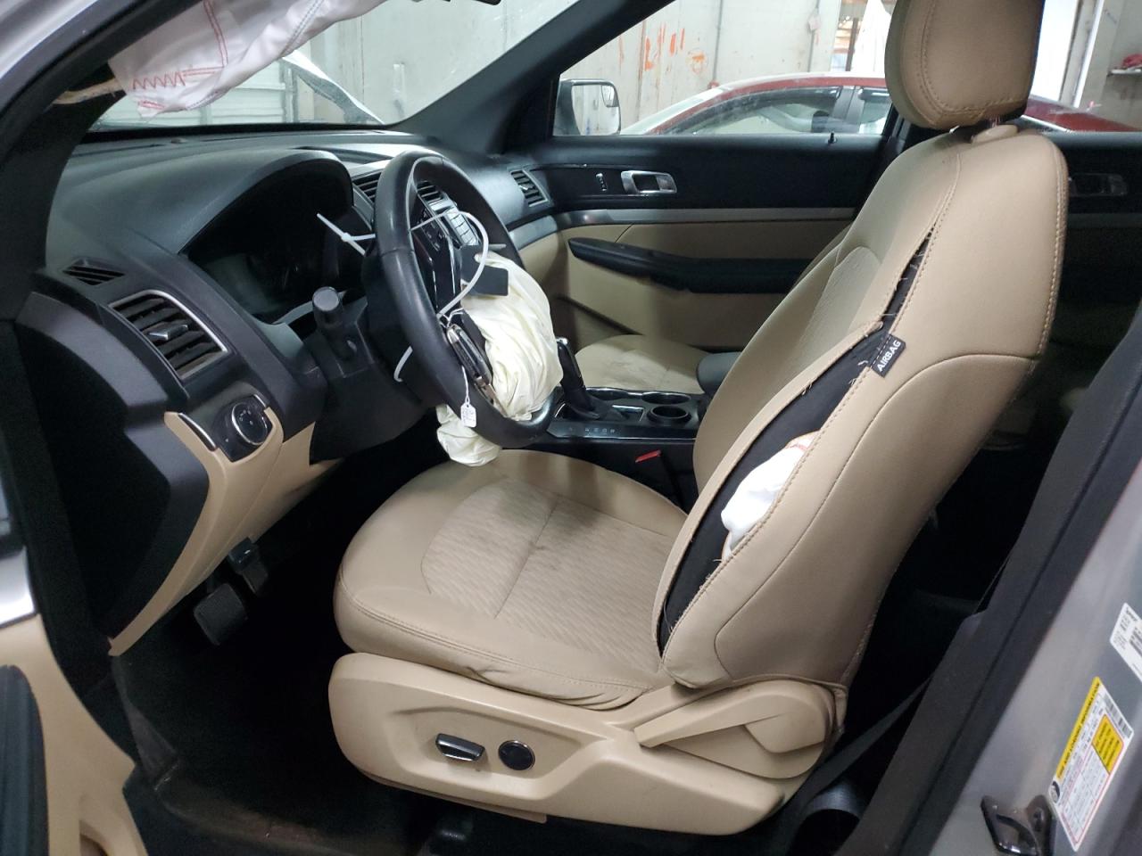 2017 Ford Explorer - Image 7