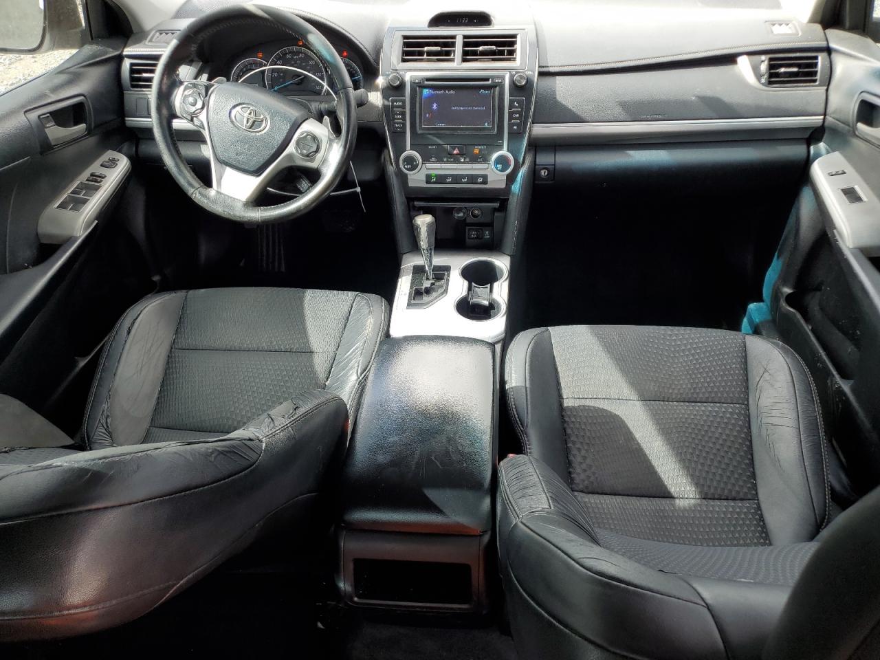 2013 Toyota Camry - Image 8