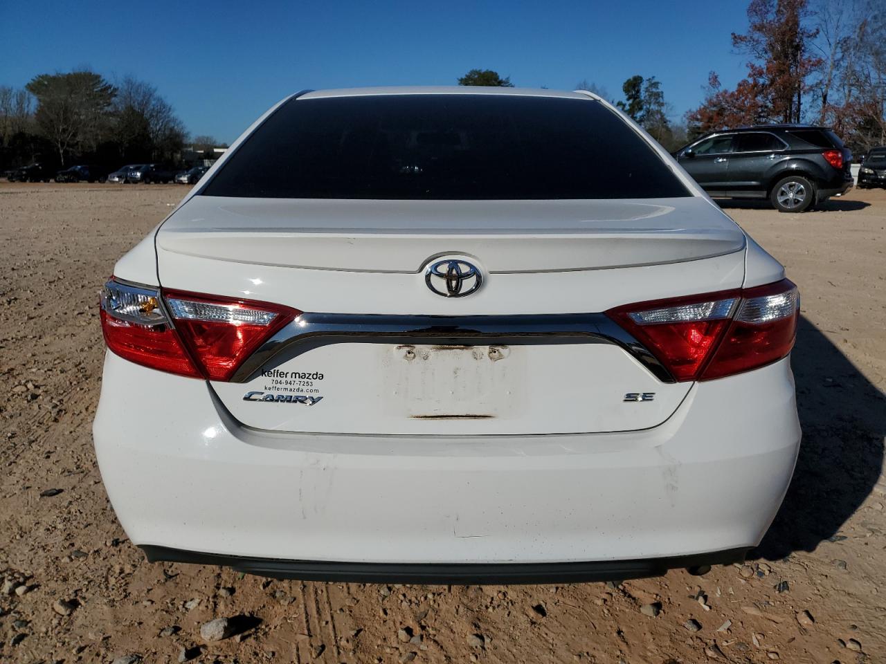 VIN 4T1BF1FK4HU780316 2017 TOYOTA CAMRY no.6