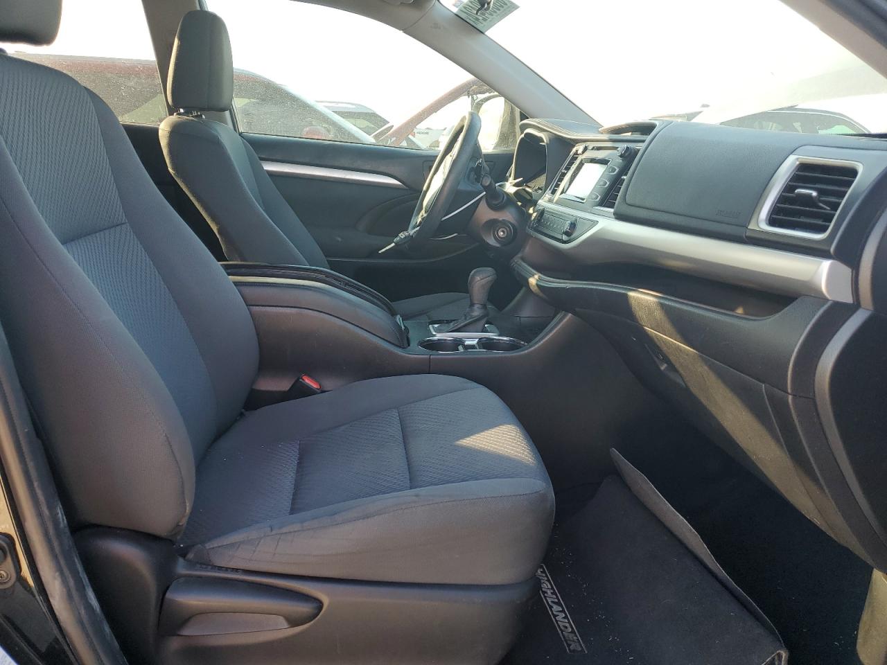 2019 Toyota Highlander - Image 7