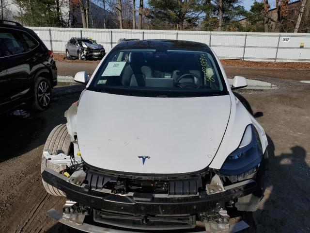  TESLA MODEL 3 2021 Белы