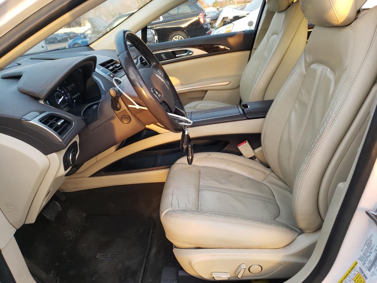 2015 Lincoln MKZ - Image 7