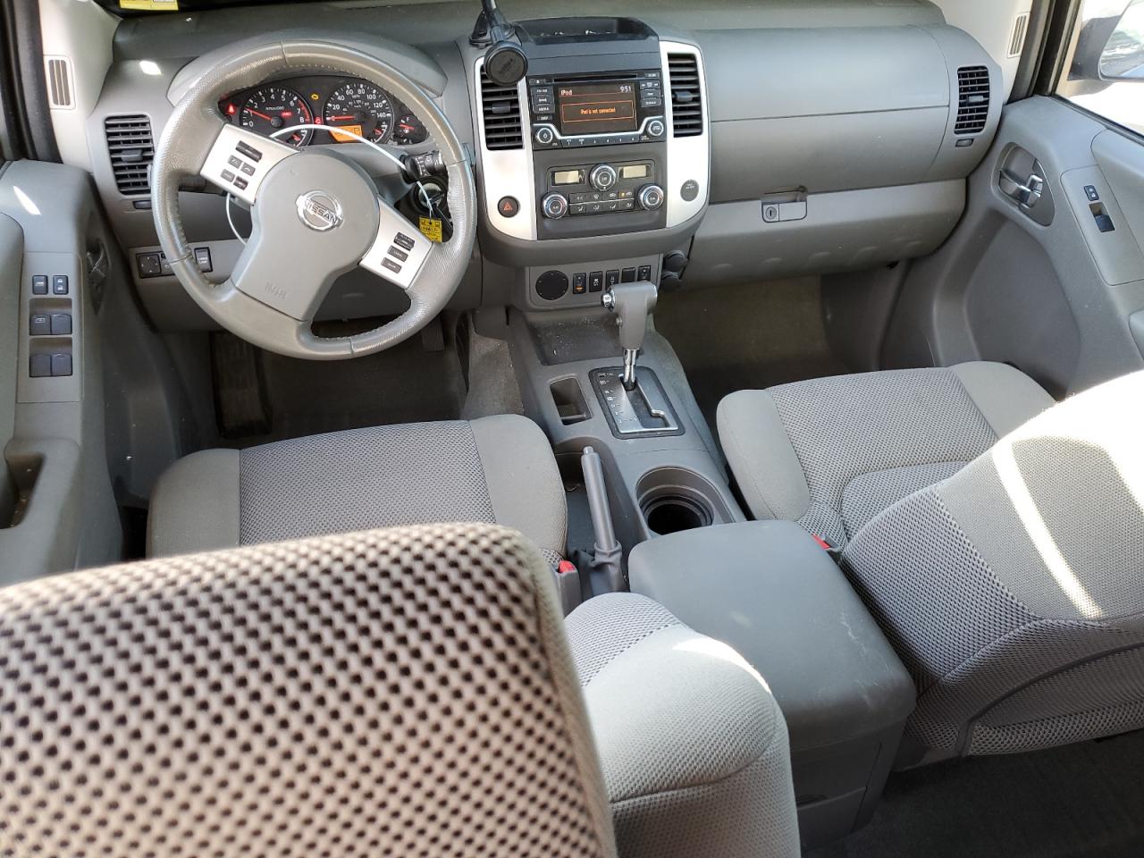 2016 Nissan Navara (Frontier) - Image 8