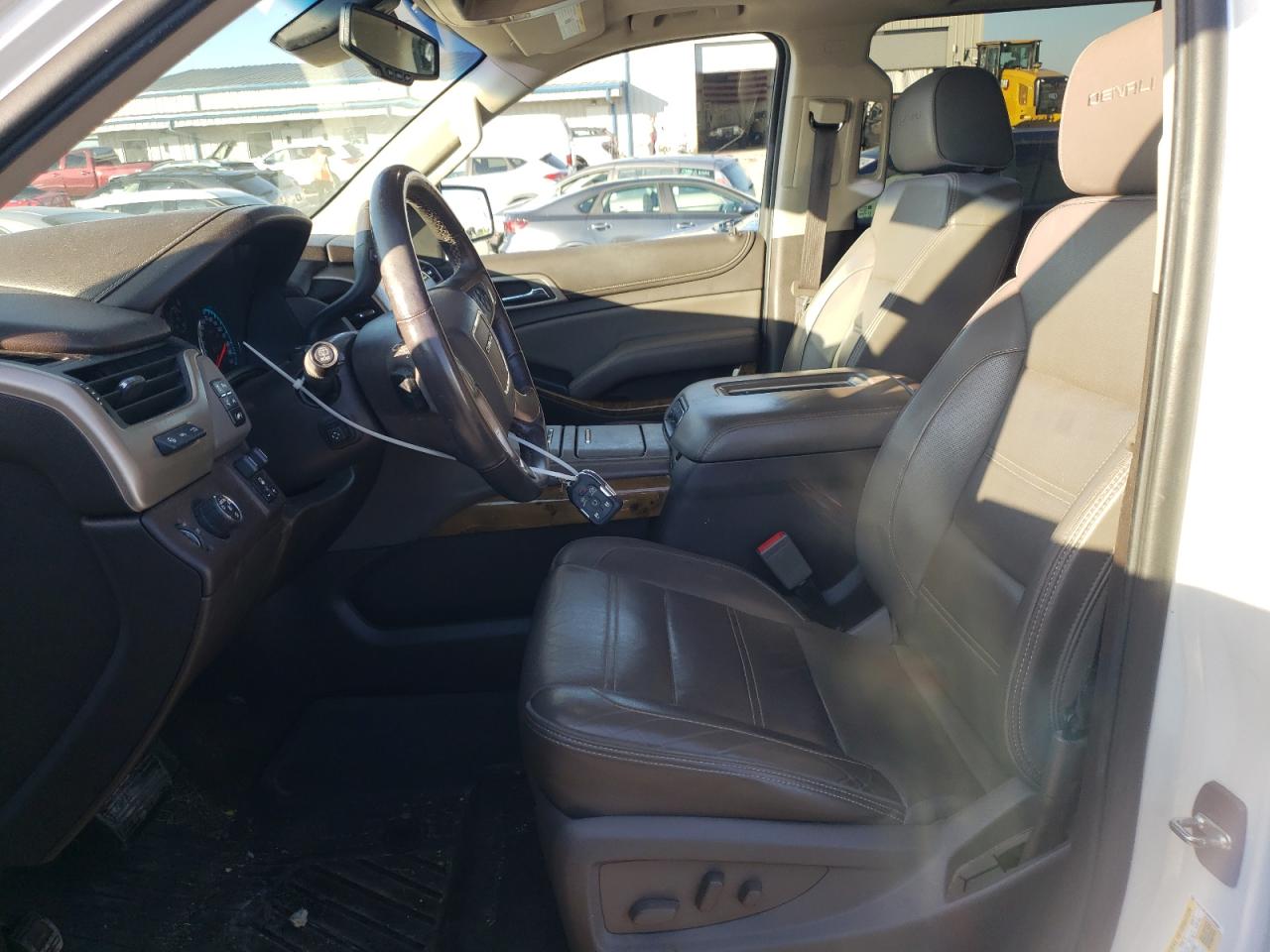 2017 GMC Yukon - Image 7