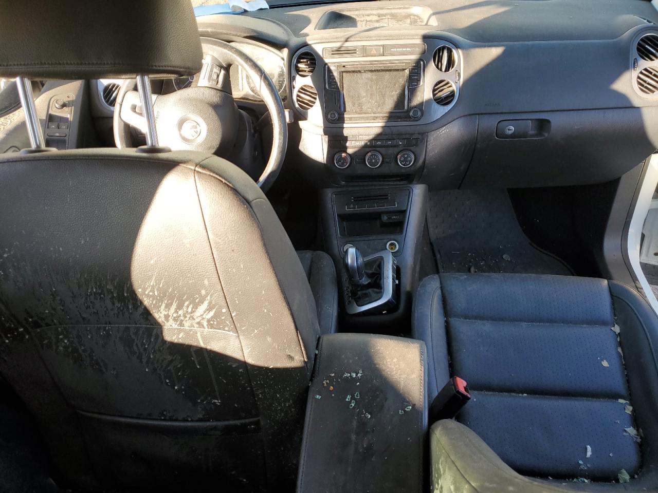 Фото: WVGBV7AX8HK025710 - 8