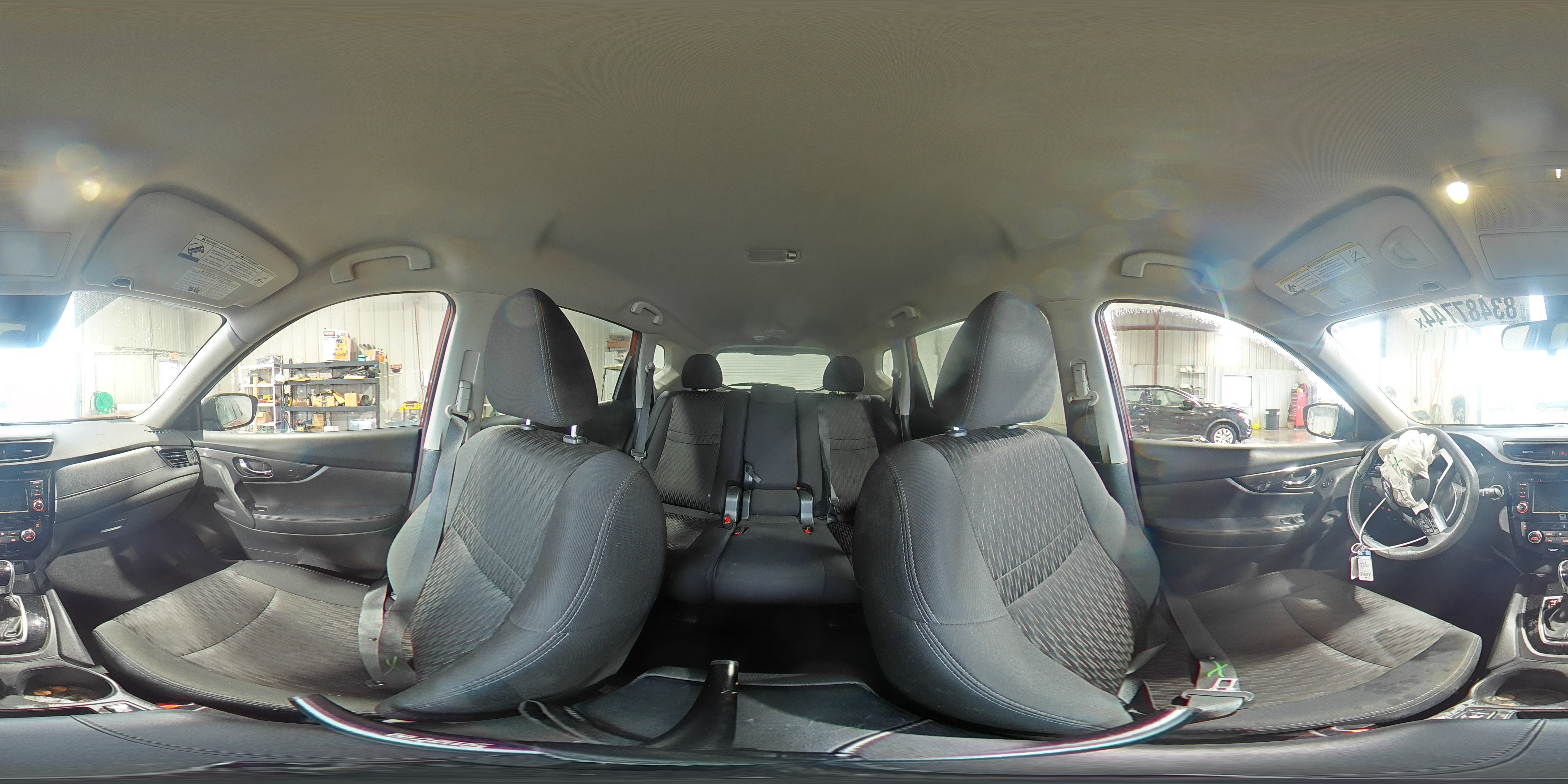 2020 Nissan Rogue - Image 16