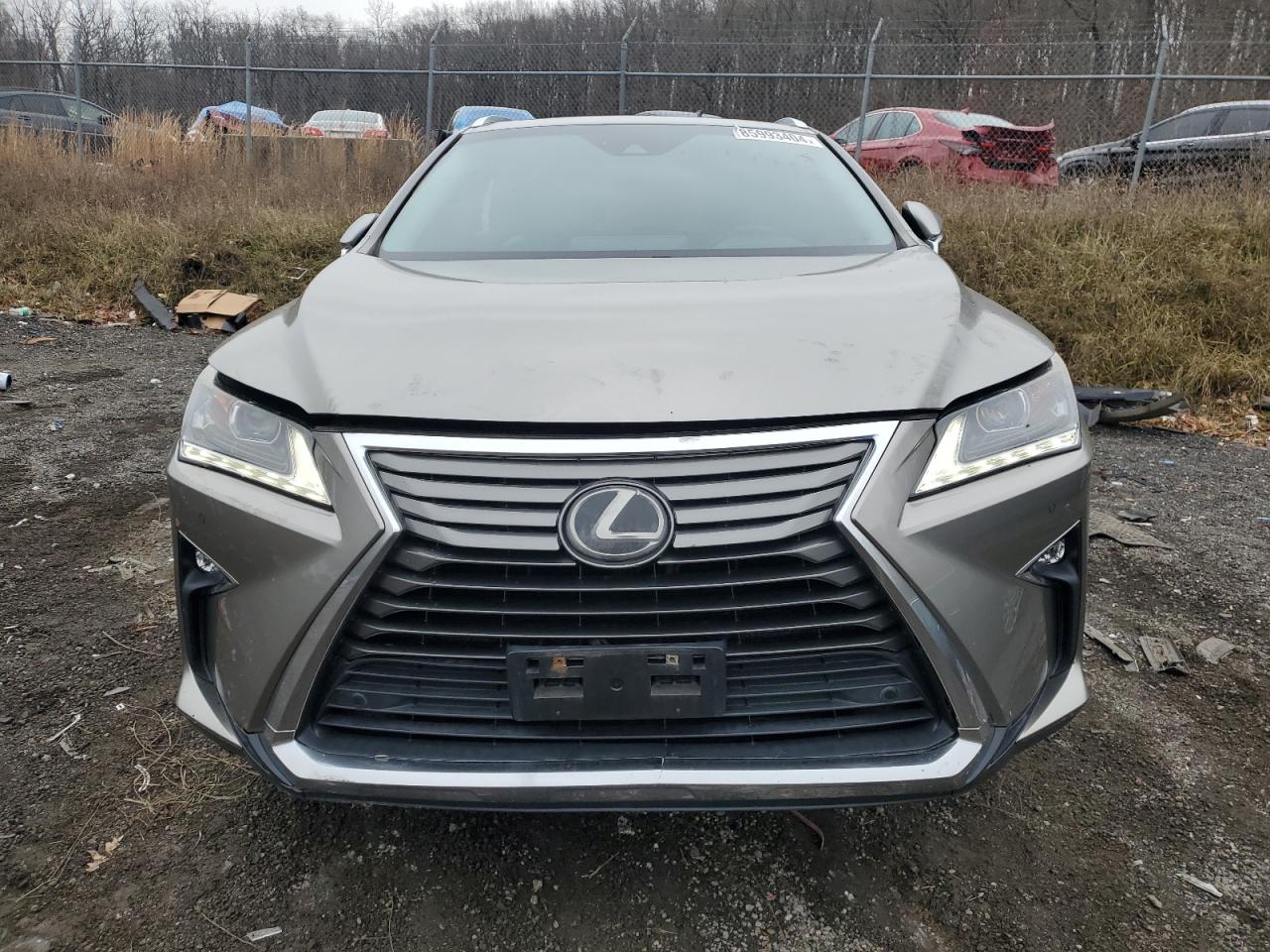 2017 Lexus RX - Image 5