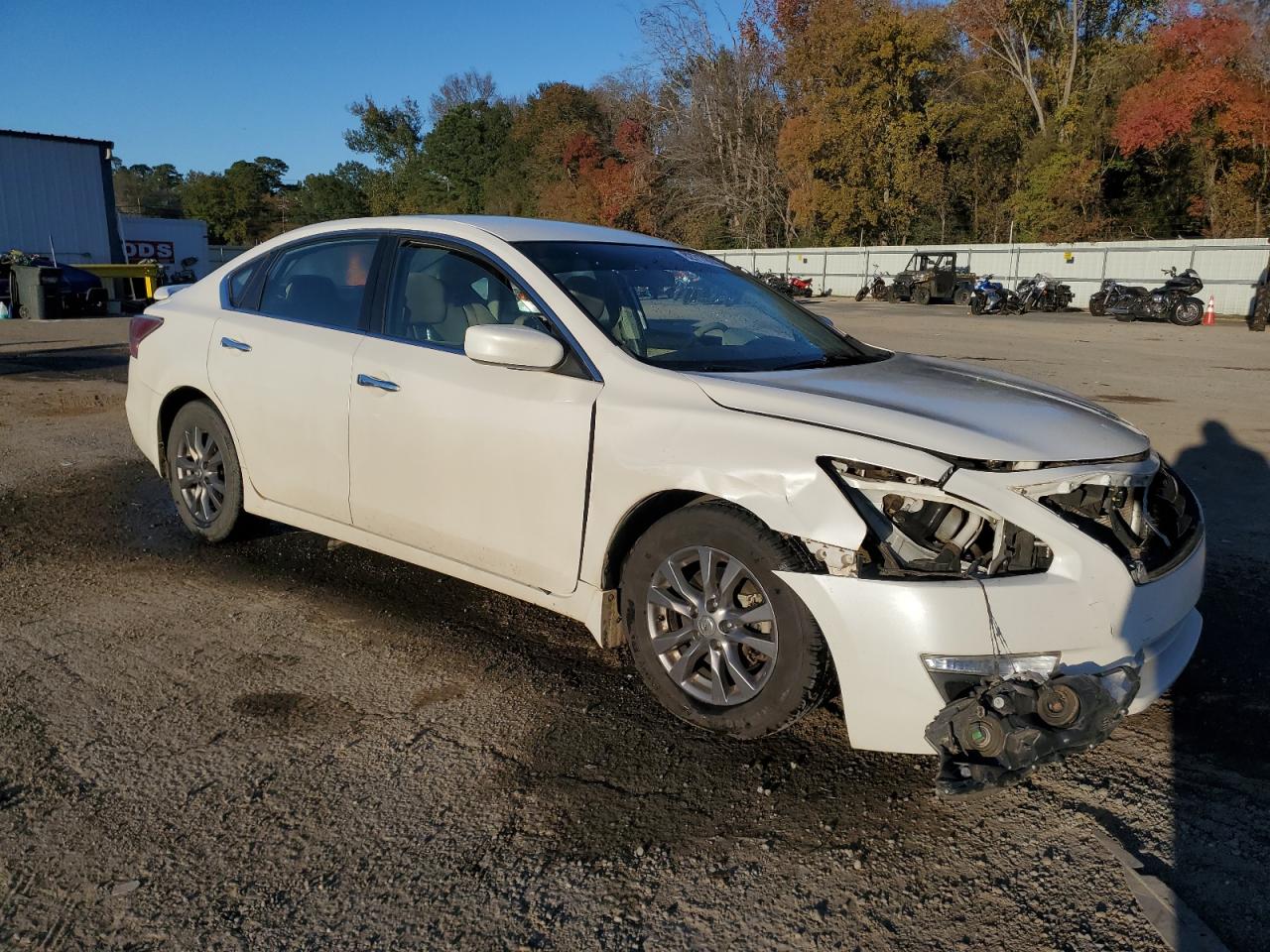 2015 Nissan Altima - Image 4