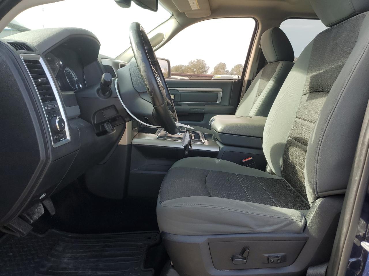 2013 RAM 1500 - Image 7