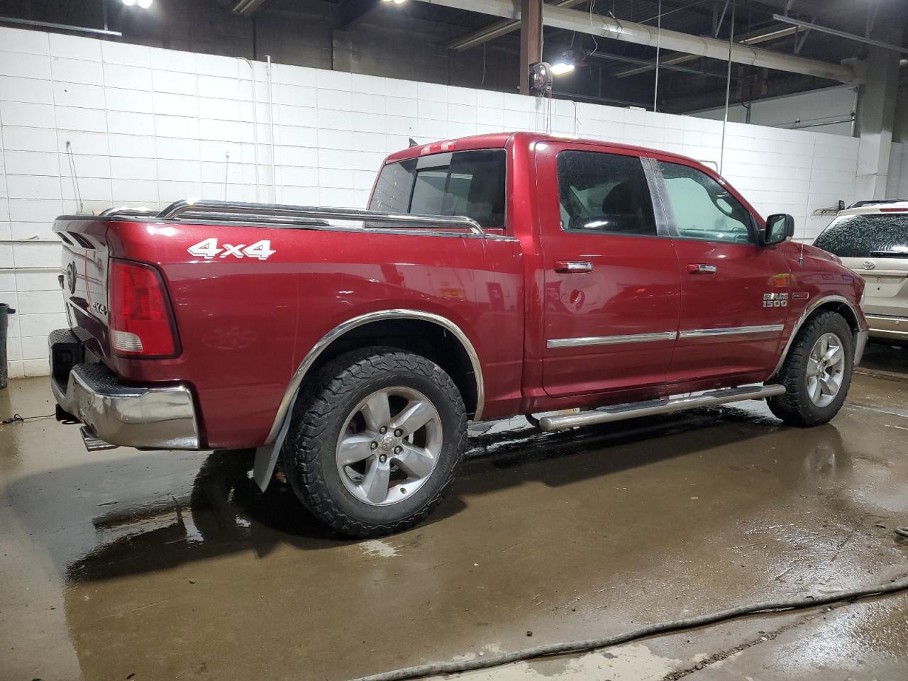 2015 RAM 1500 - Image 3