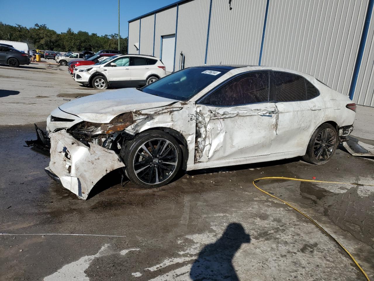 4T1B61HK6JU076590 2018 TOYOTA CAMRY - Image 1