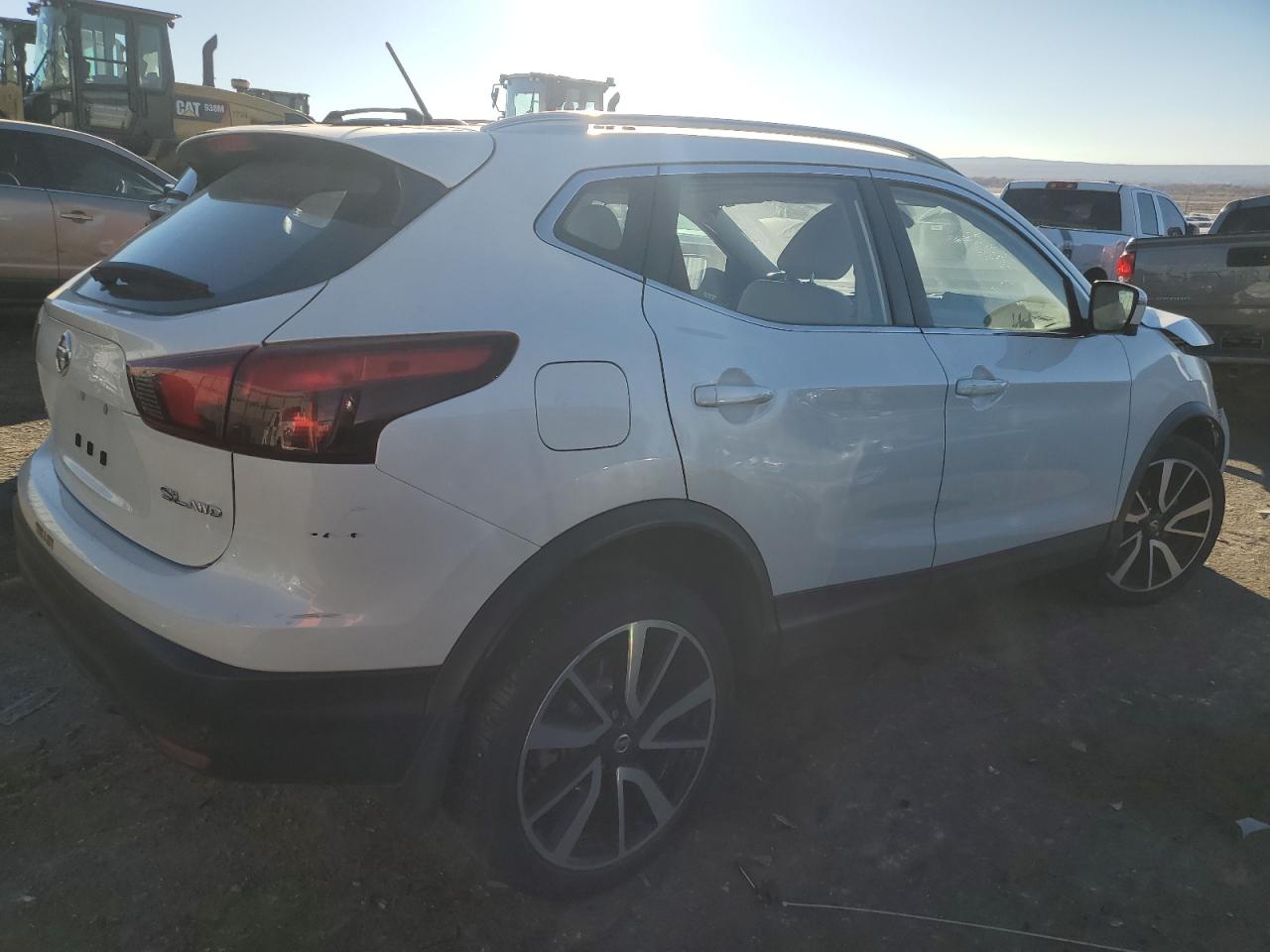 2019 Nissan Rogue - Image 3
