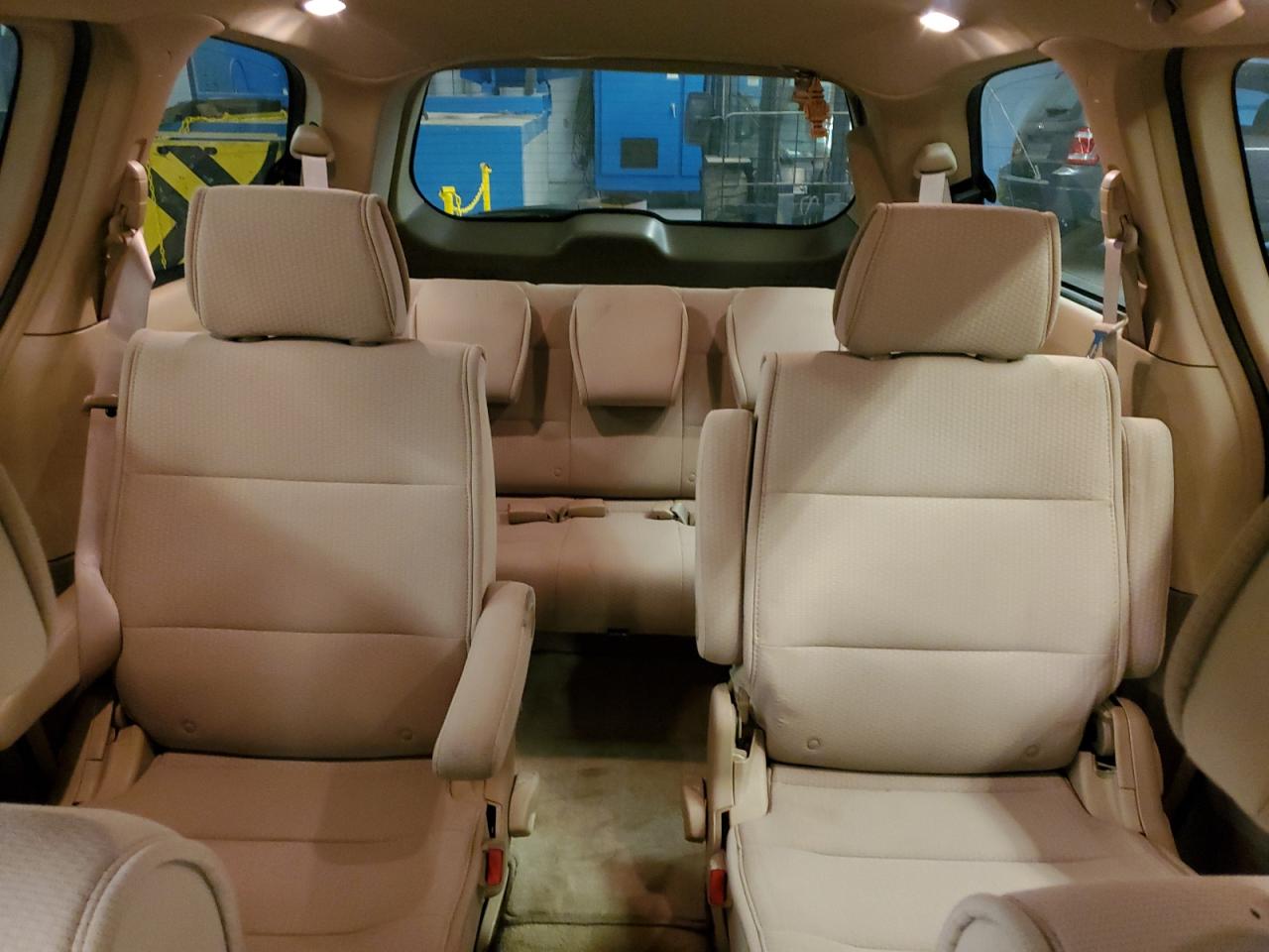 2008 Nissan Quest - Image 10