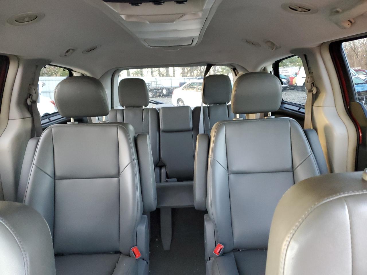2011 Volkswagen Routan Se VIN: 2V4RW3DG0BR670032 Lot: 88789755