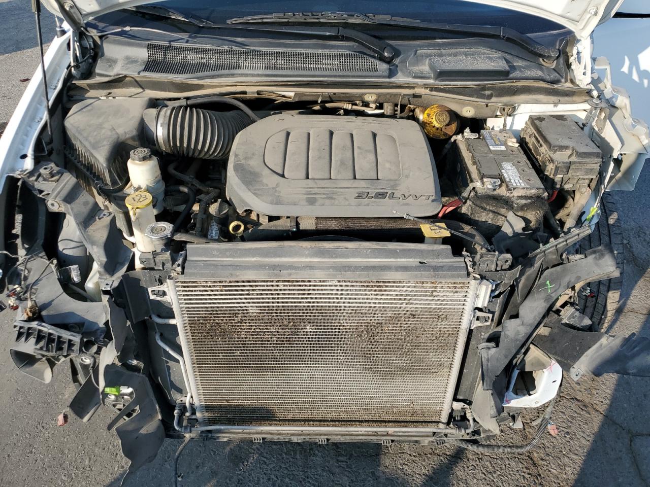2019 Dodge Caravan - Image 12
