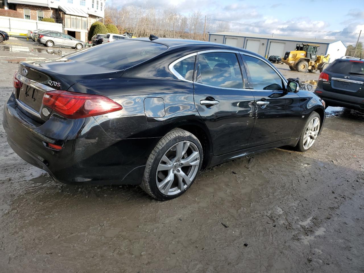 2017 Infiniti Q70 - Image 3