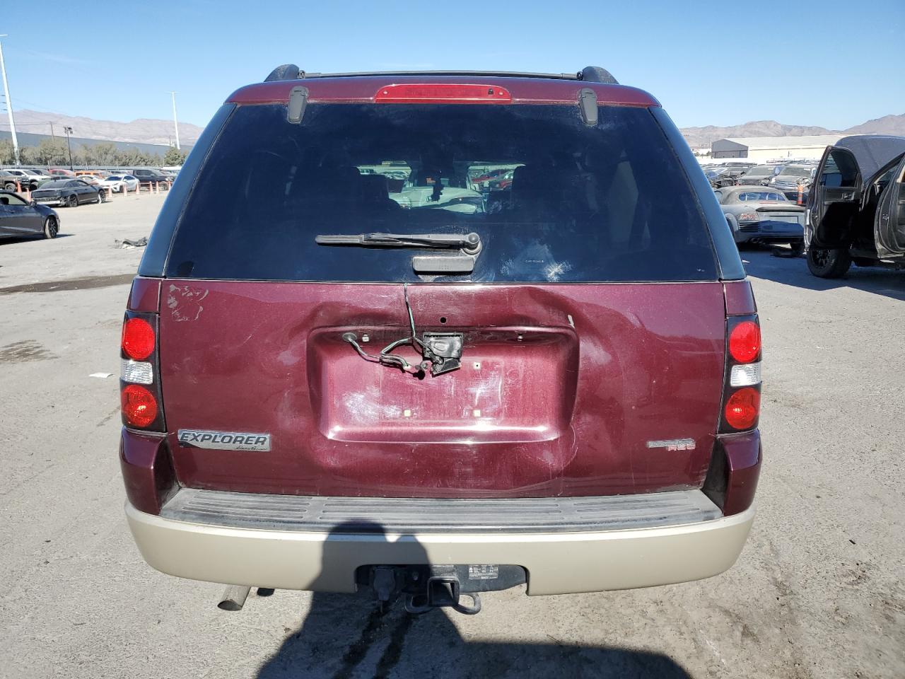 2007 Ford Explorer Eddie Bauer VIN: 1FMEU74897UB74117 Lot: 86763624