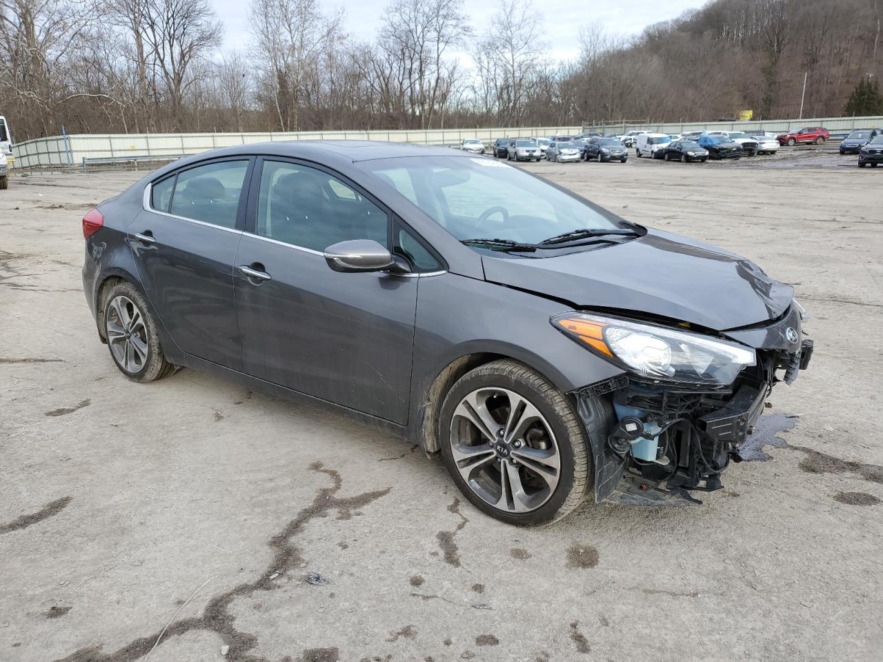 VIN KNAFZ4A88E5064984 2014 KIA FORTE no.4