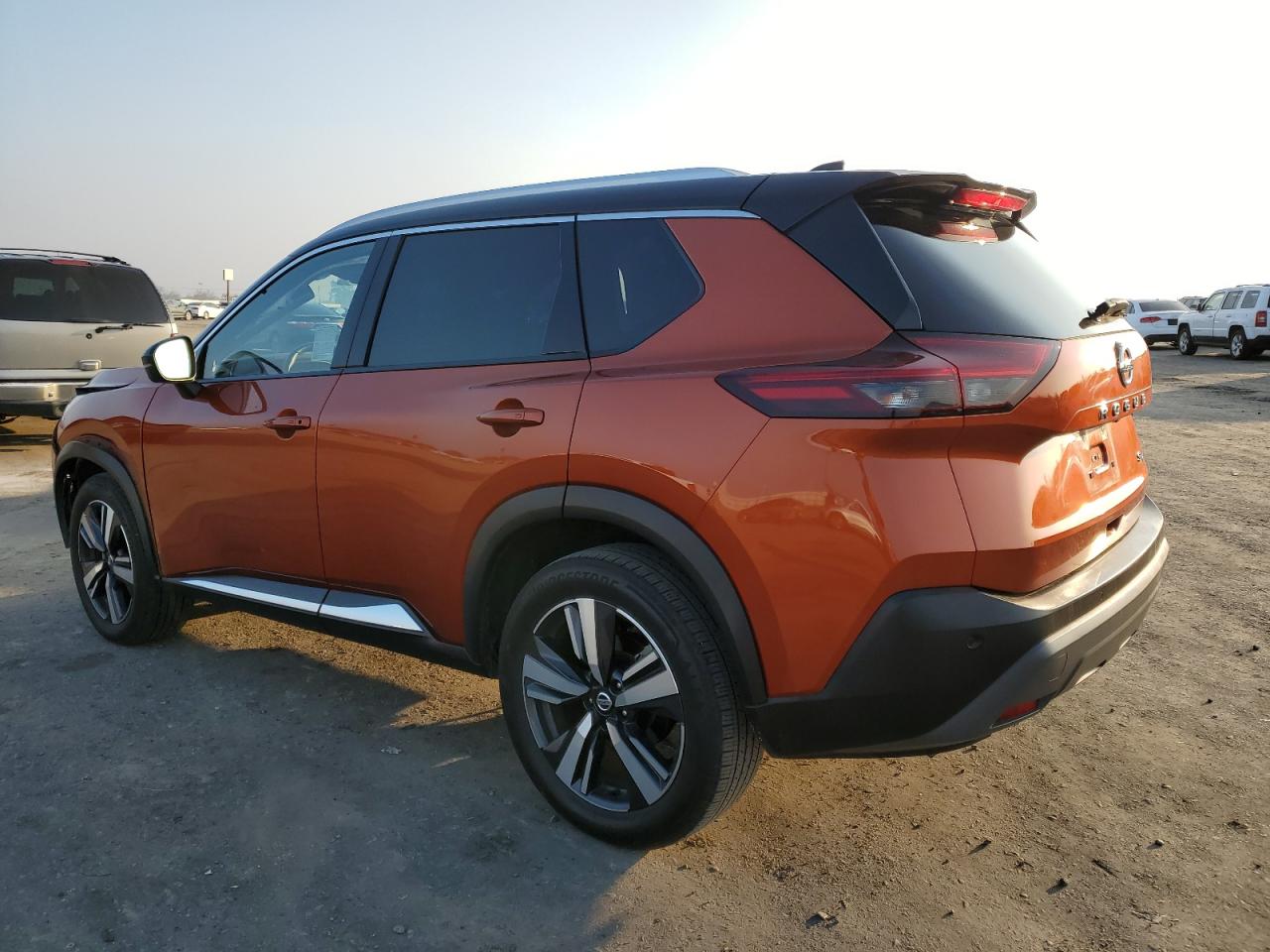 2021 Nissan Rogue - Image 2