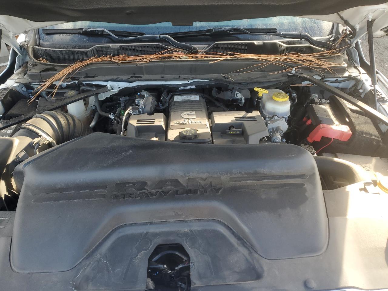2020 RAM 3500 - Image 11