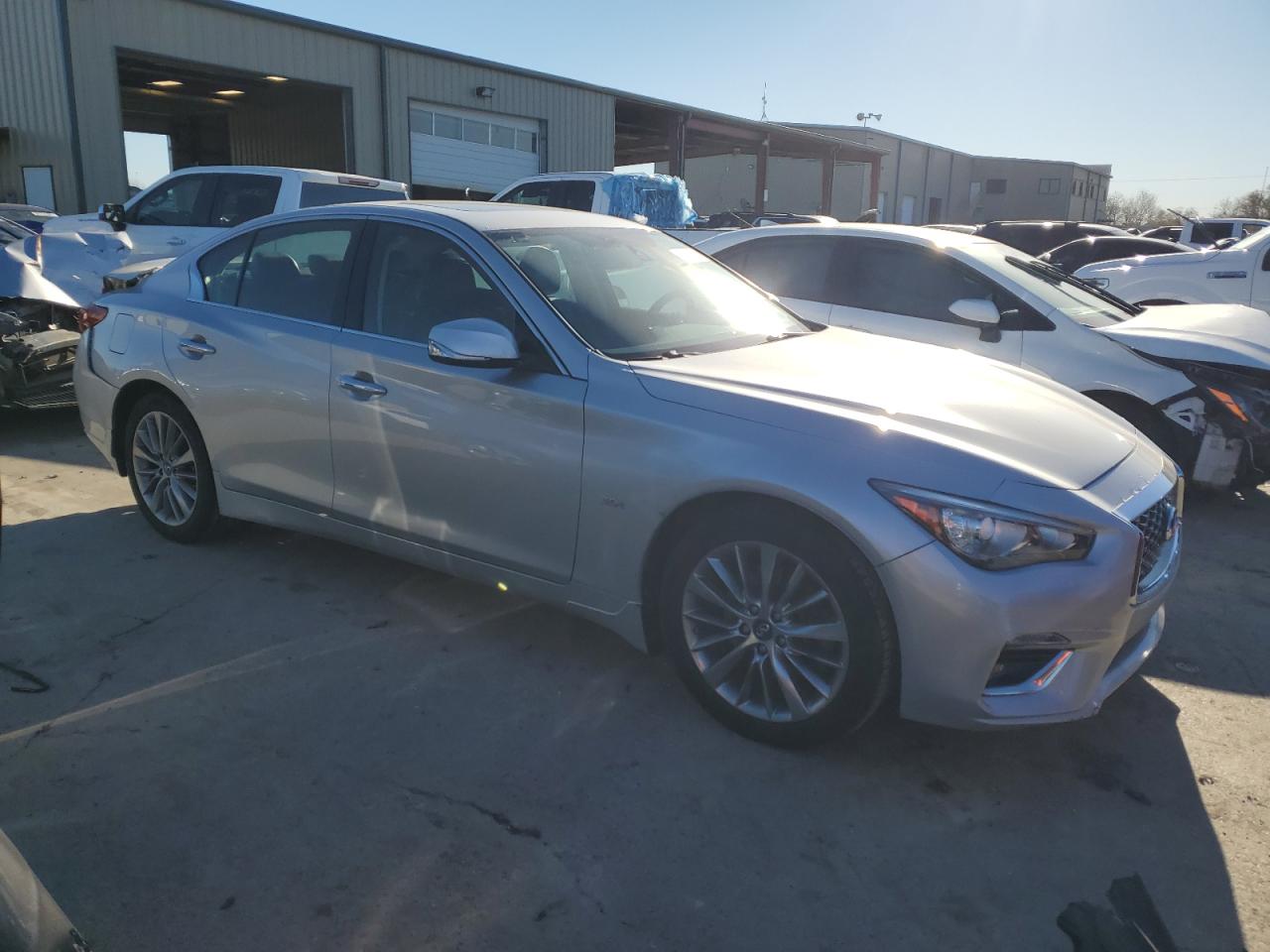 VIN JN1EV7ARXJM431763 2018 INFINITI Q50 no.4