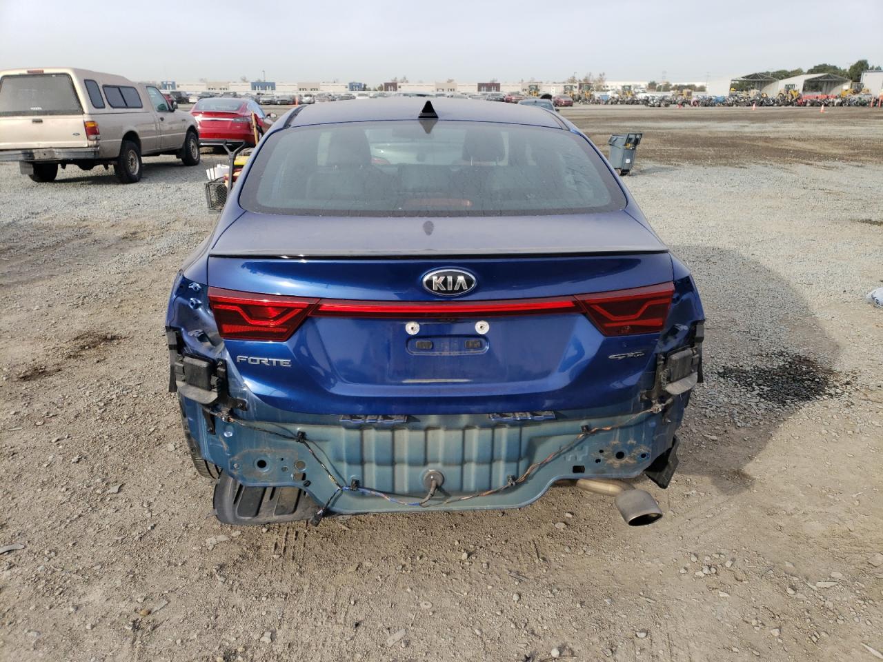 2021 Kia Forte - Image 6