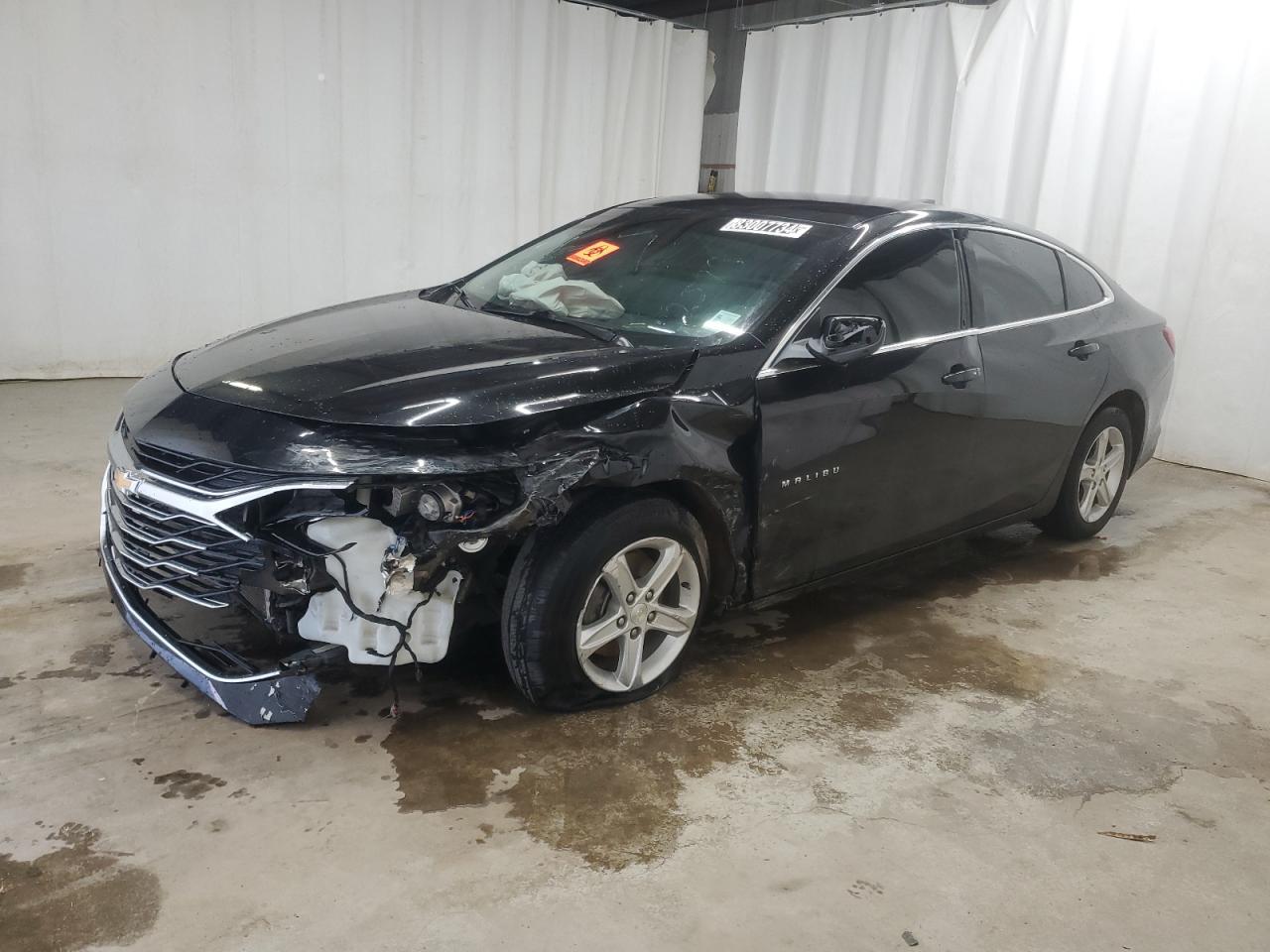 VIN 1G1ZC5ST1KF172579 2019 CHEVROLET MALIBU no.1