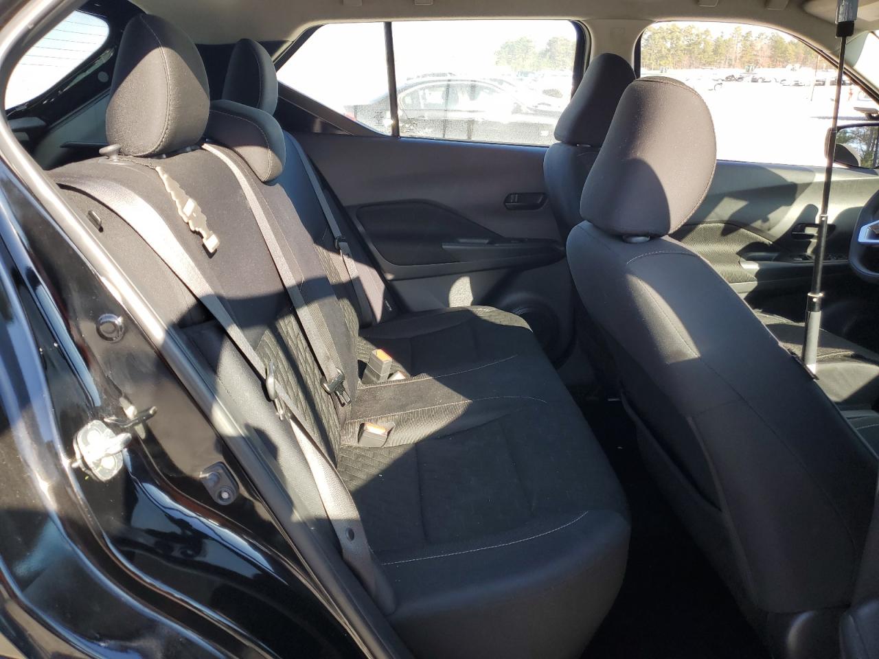 2021 Nissan Kicks - Image 11