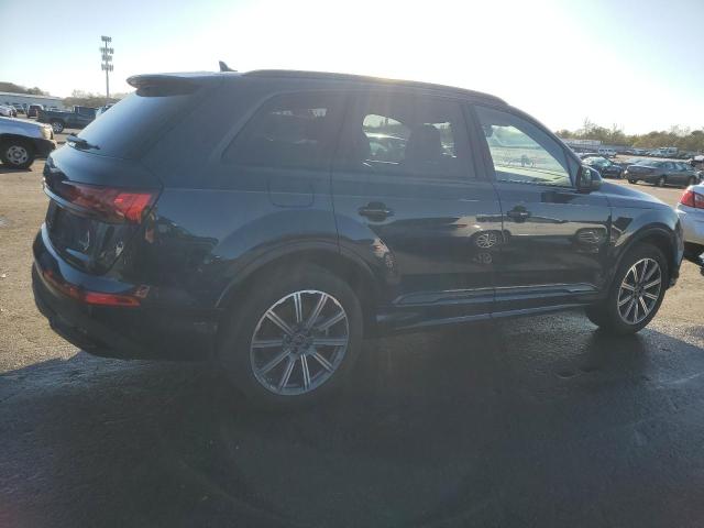  AUDI Q7 2024 Granatowy
