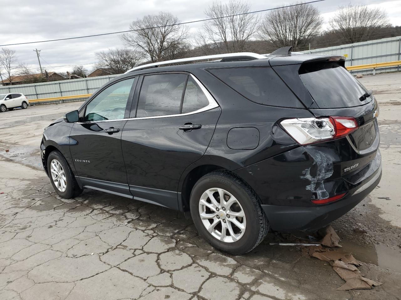 2018 Chevrolet Equinox - Image 2