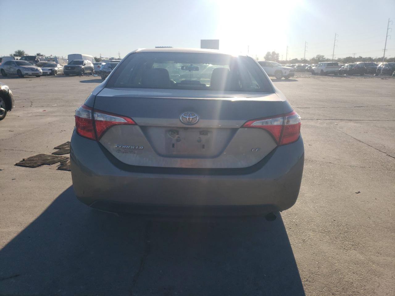 VIN 5YFBURHE9FP338187 2015 TOYOTA COROLLA no.6