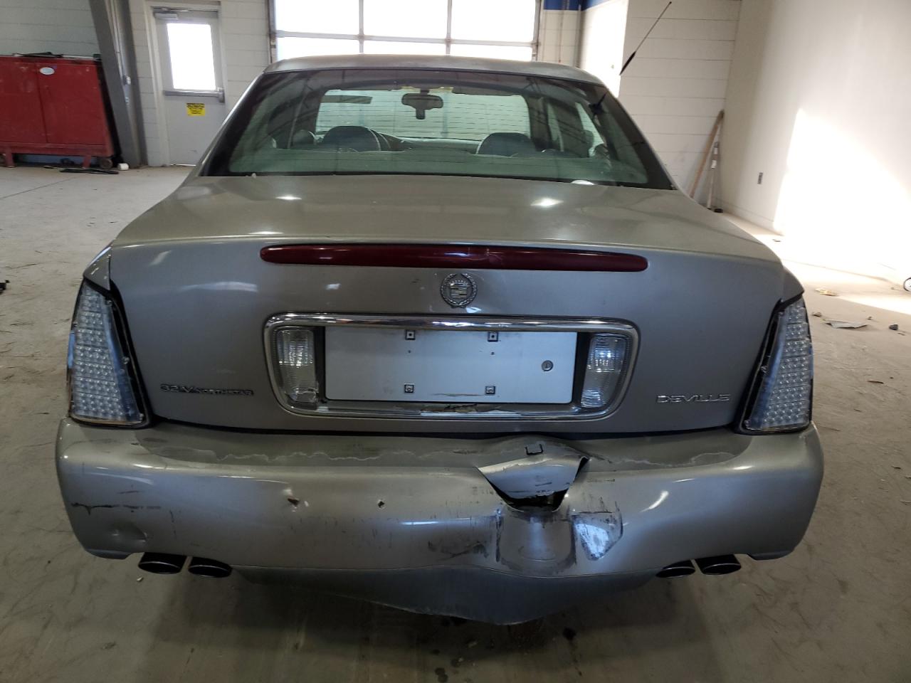 2001 Cadillac De Ville - Image 6