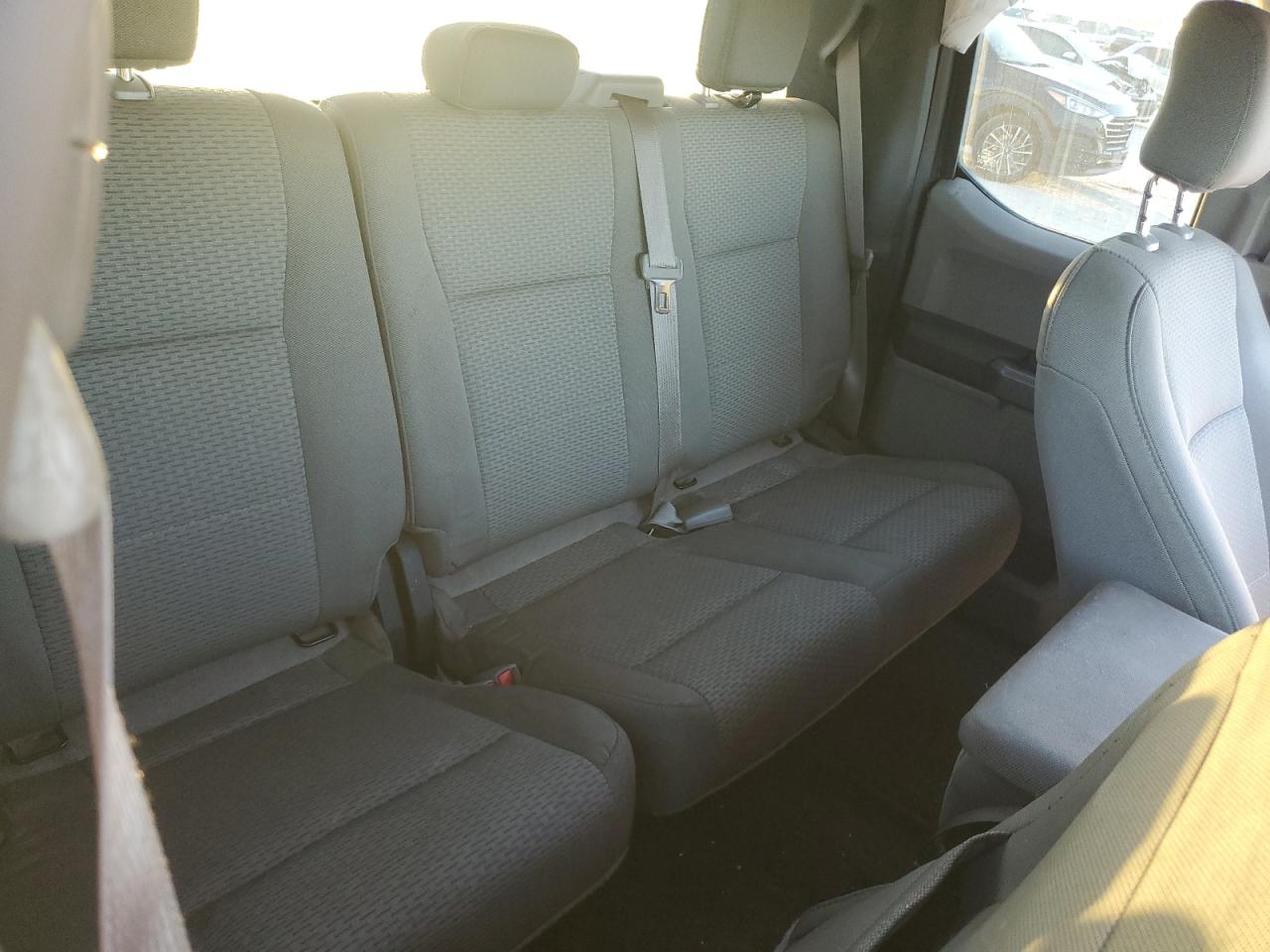 2016 Ford F-150 - Image 10
