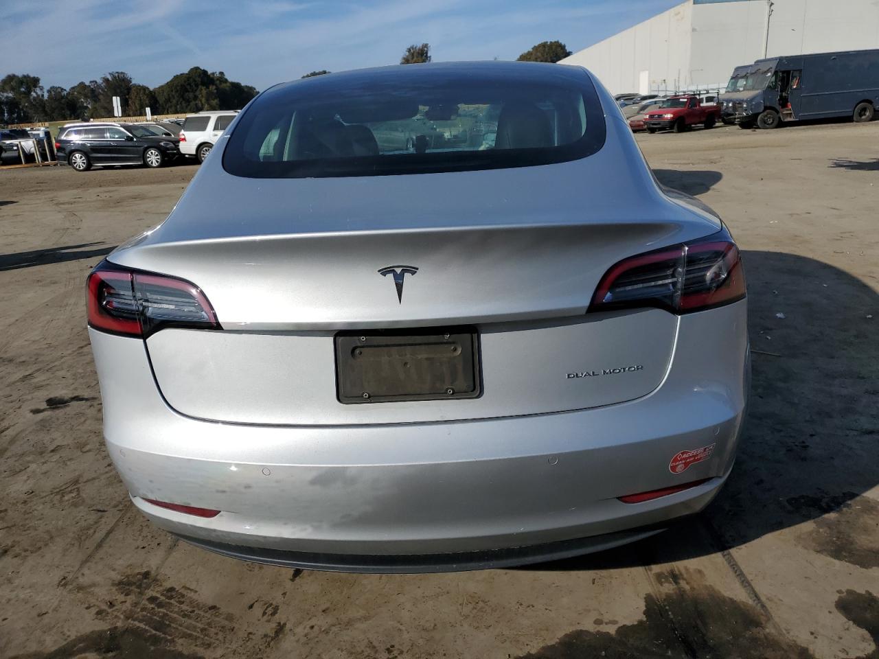 2018 Tesla Model 3 VIN: 5YJ3E1EB2JF065336 Lot: 84332184