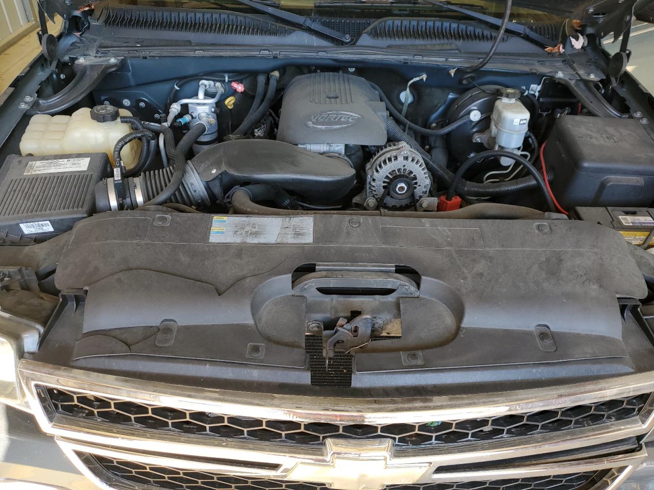 2007 Chevrolet Silverado - Image 12