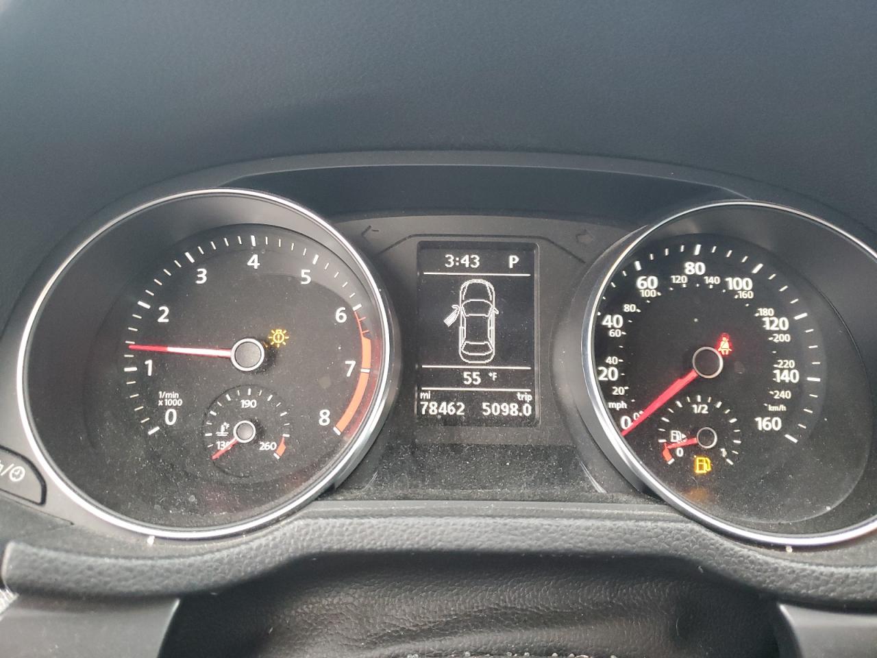 2017 Volkswagen Passat - Image 9