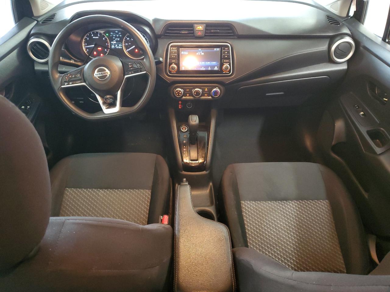 2021 Nissan Versa - Image 8