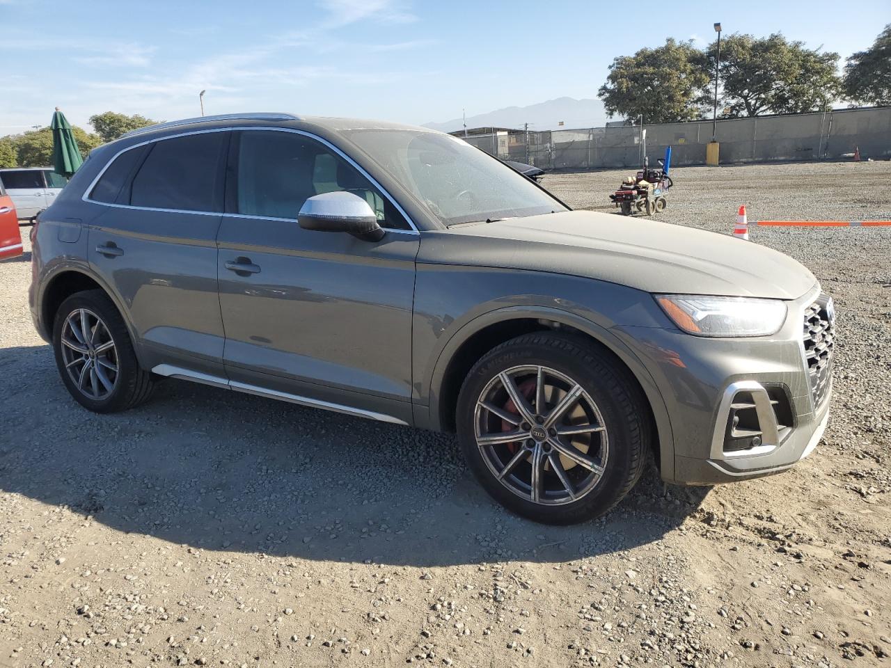 2023 Audi SQ5 - Image 4
