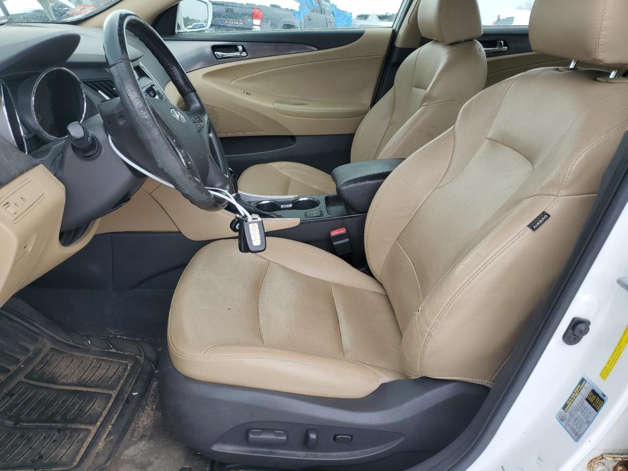 2012 Hyundai Sonata - Image 7