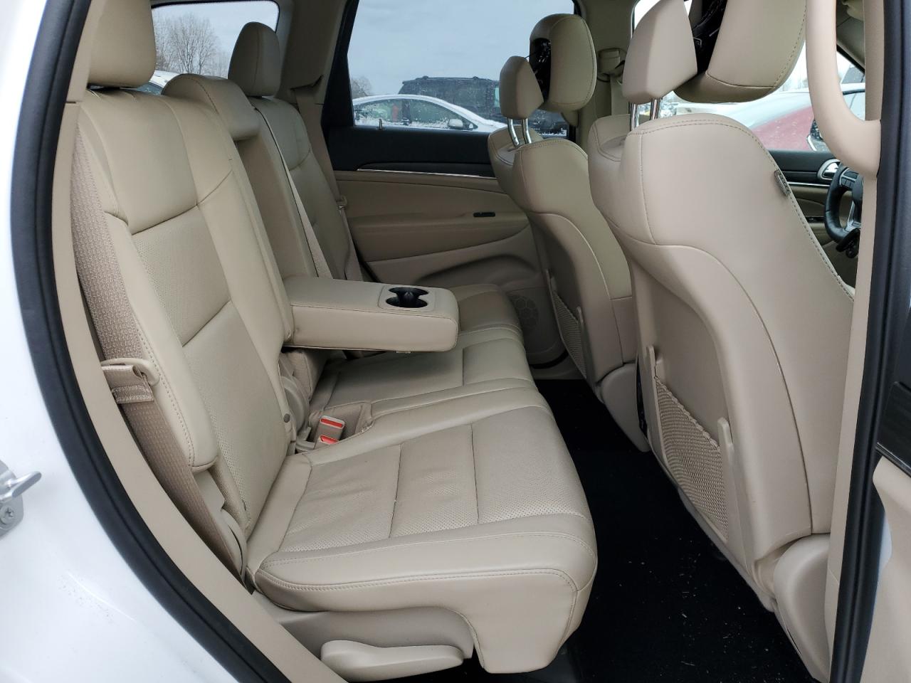 2021 Jeep Grand Cherokee - Image 11