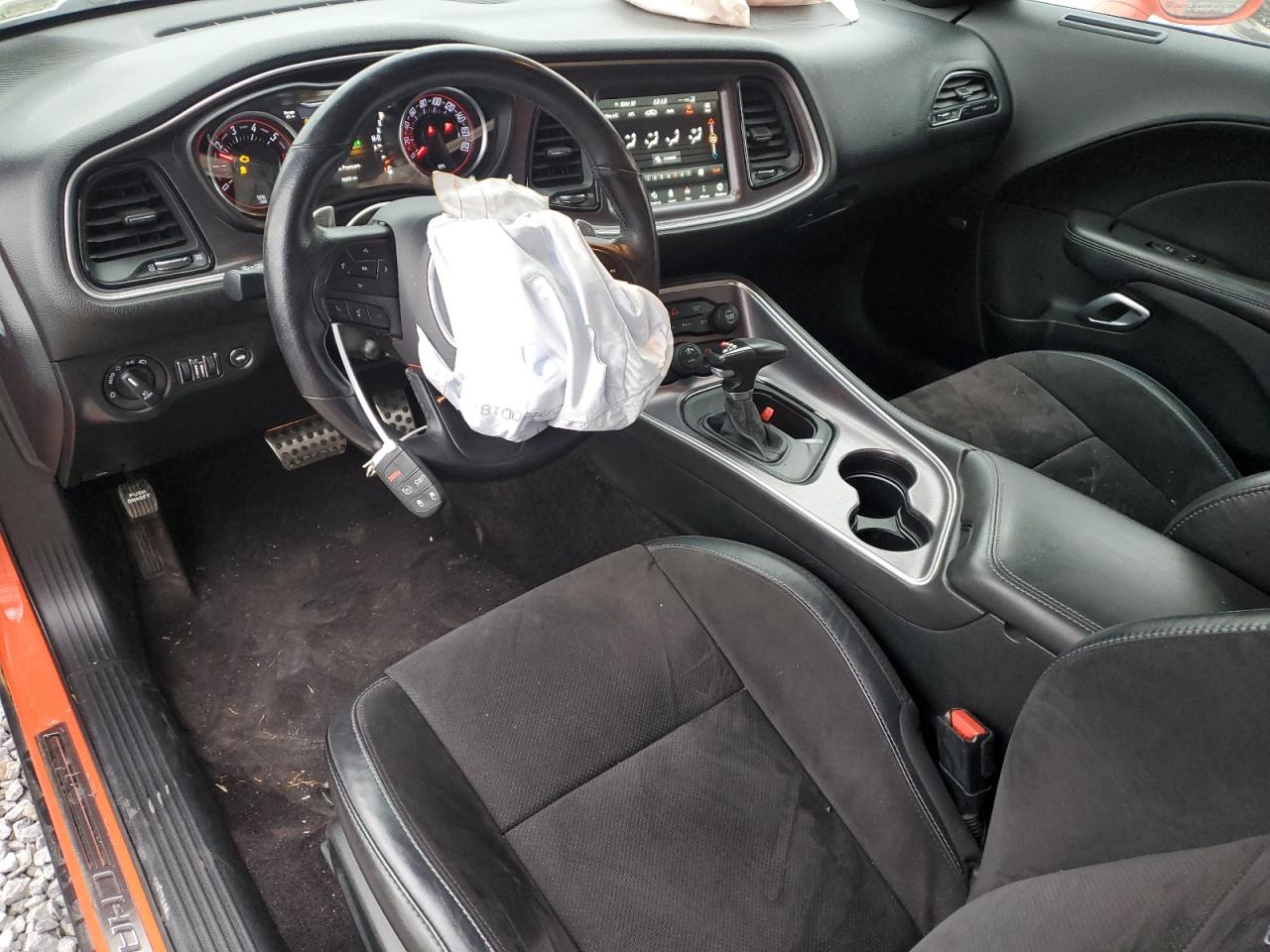 2018 Dodge Challenger - Image 8