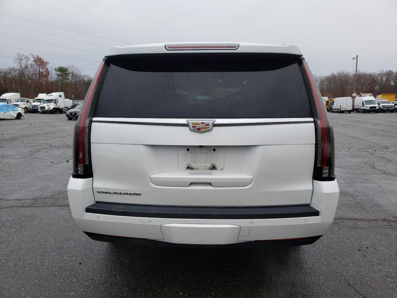 2016 Cadillac Escalade - Image 6