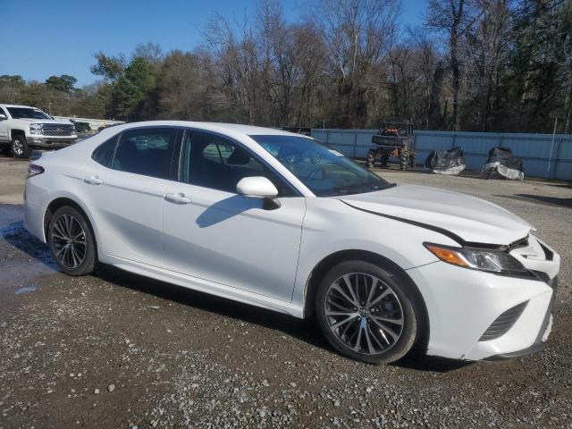  TOYOTA CAMRY 2018 White