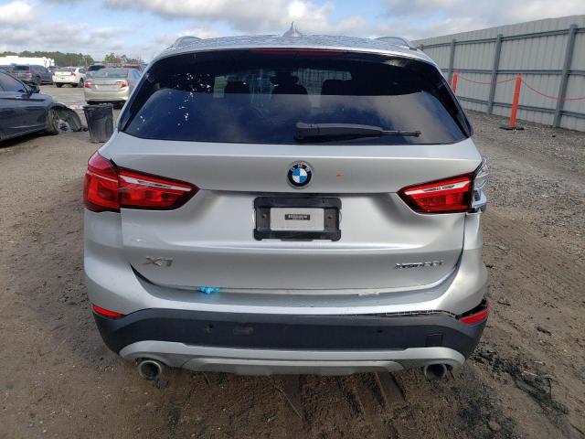  BMW X1 2021 Srebrny