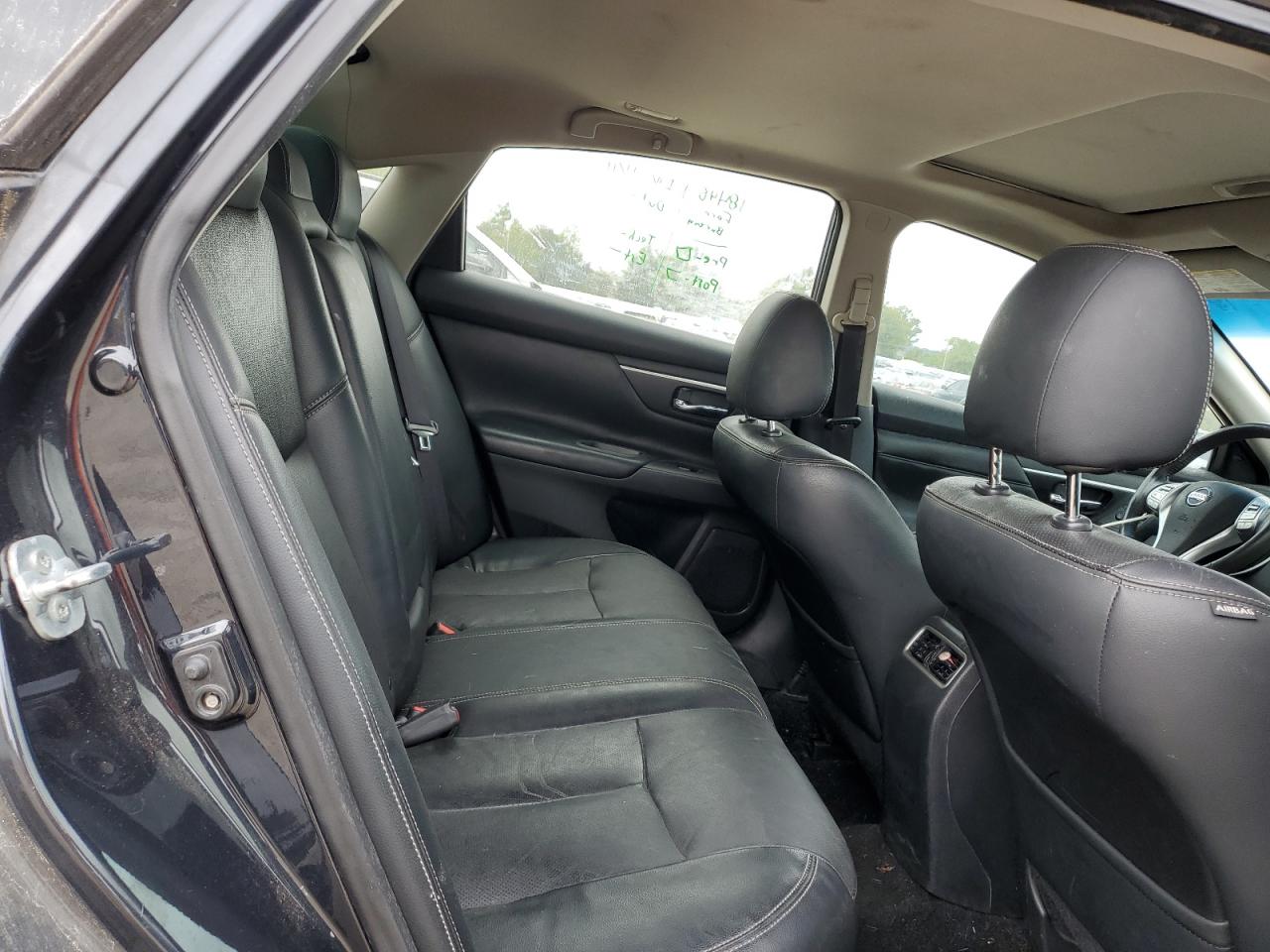 2017 Nissan Altima - Image 10